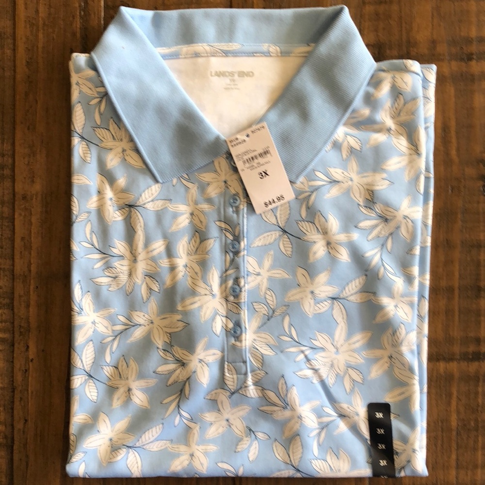 Lands End Women’s short sleeve shirt.  New.
